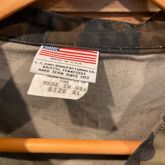 COPY - Pointer Brand camo jacket.  Size XL. - Picture 3 of 3